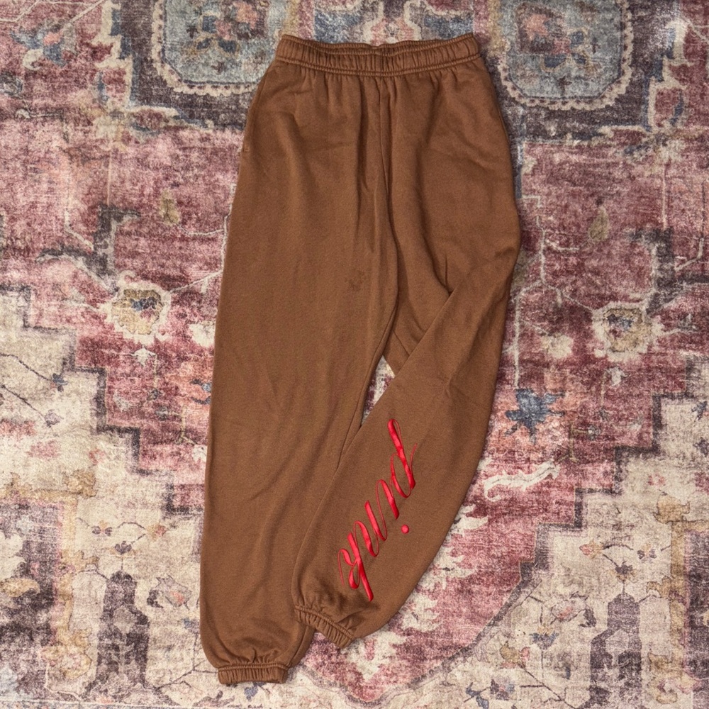 VS Pink Women’s Elastic Waist Sweatpants, Brown, Size XS